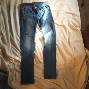 American Eagle Stretch Skinny Jeans. Faded Denim. Size 4